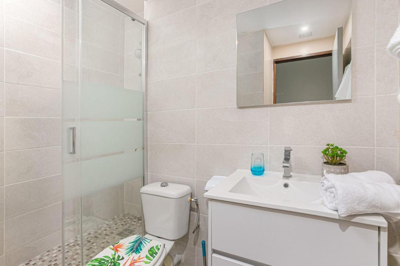 Studio Corail 5 Min A Pied De La Plage - 1Br Studio 5Min Walk From Nice Beach Sainte-Anne Exterior photo